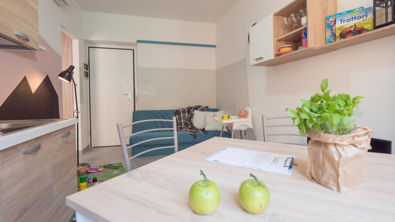 Babyaccommodation Family Panoramic II Pietra Ligure Bagian luar foto