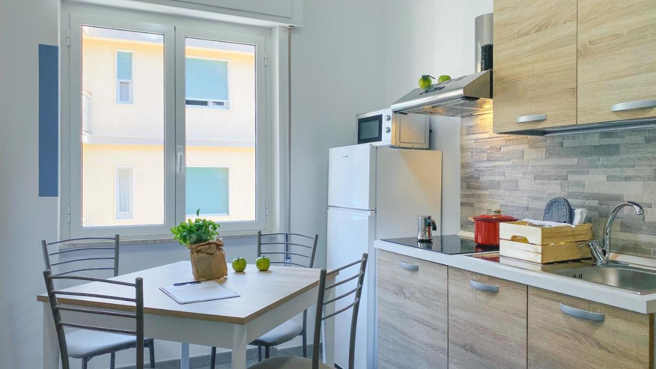 Babyaccommodation Family Panoramic II Pietra Ligure Bagian luar foto