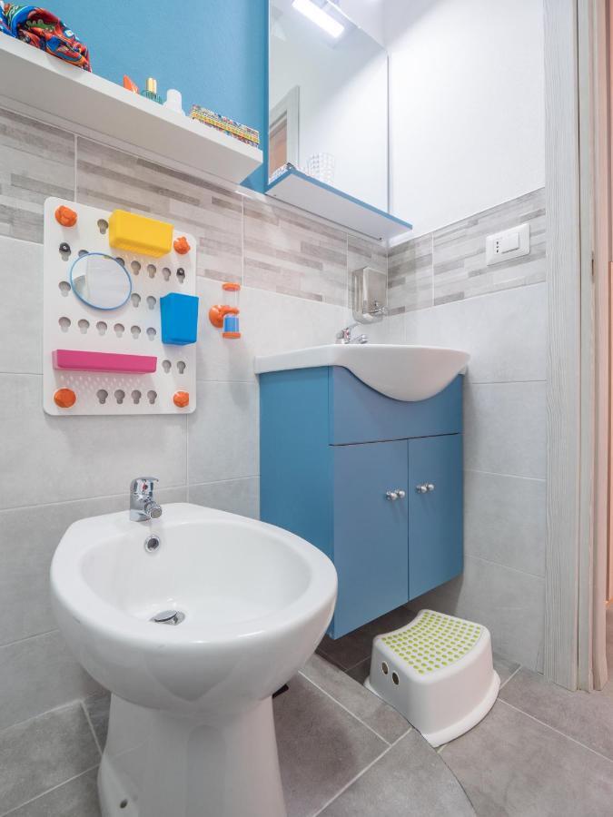 Babyaccommodation Family Panoramic II Pietra Ligure Bagian luar foto